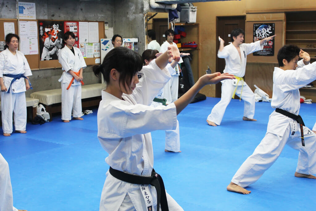 Karate - Môn thể thao truyền thống của Nhật Bản
